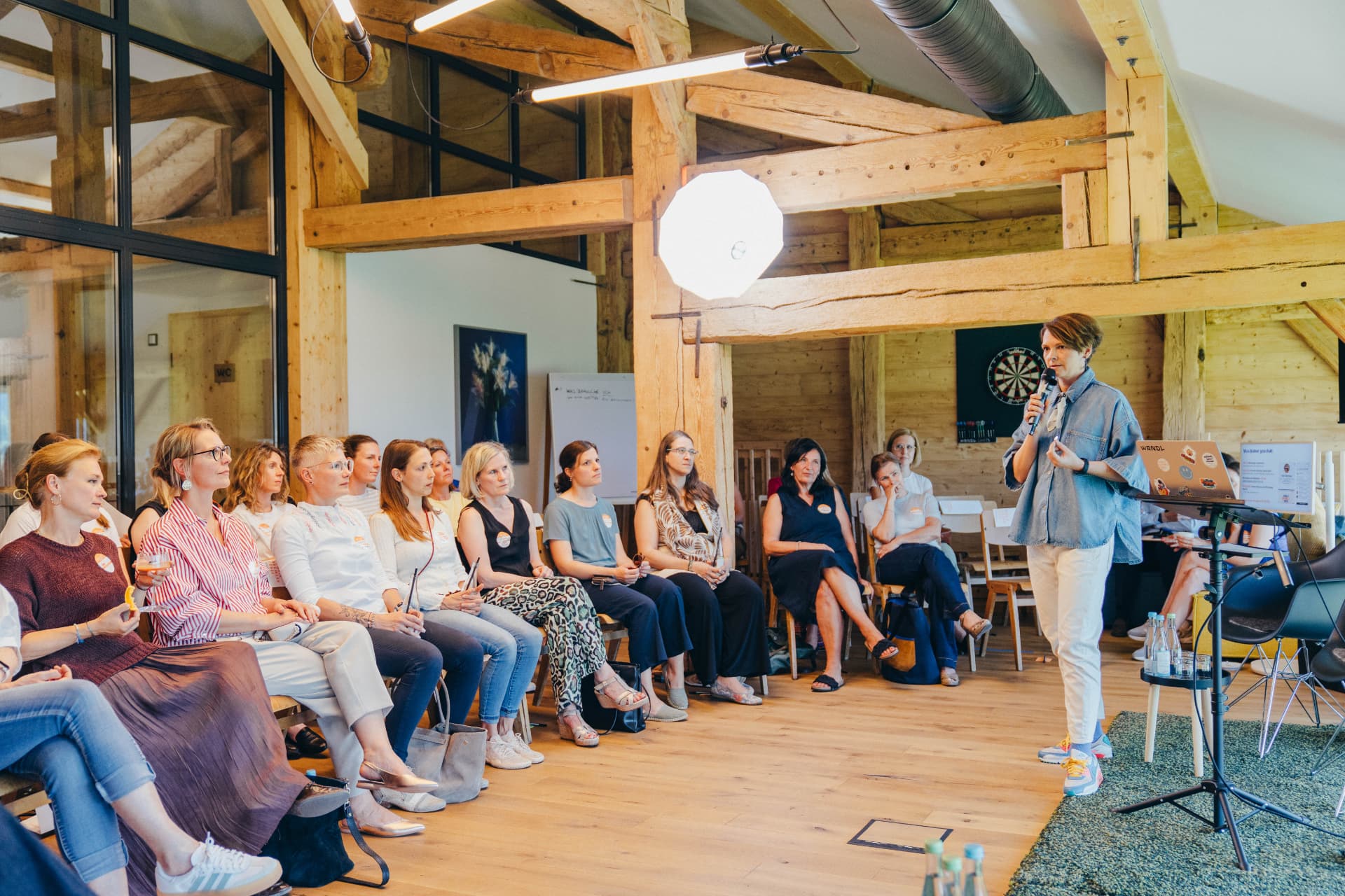 Vortragssituation bei einem FBF-Event im WANDL Klausmeisterhof